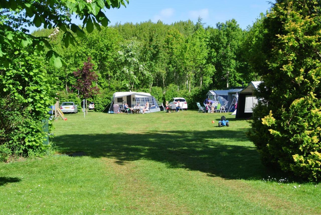Stacaravan Hotel Sint Jansklooster Bagian luar foto